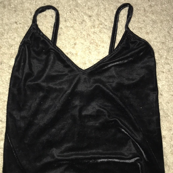 Velvet crop top - Picture 2 of 3